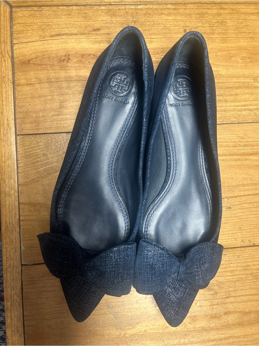 TORY BURCH  ROSALIND Navy denim printed suede ballet flats. Size 8.5M EUC